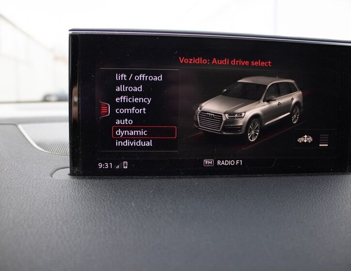 Audi SQ7 SUV / Terénní 4,0 l 320 kw