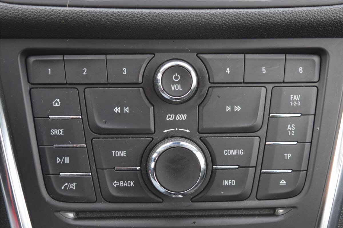 Opel Mokka SUV / Terénní 1,4 l 103 kw