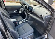 Toyota Yaris Cross 17