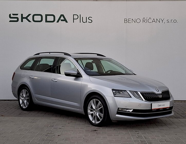 Škoda Octavia 9
