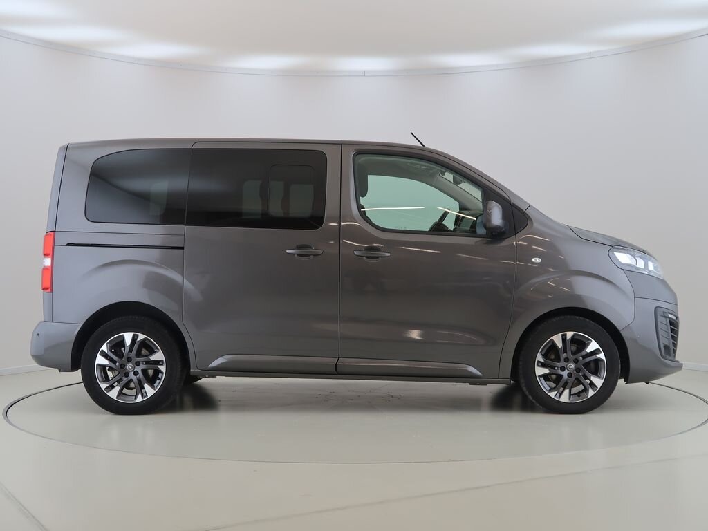 Opel Zafira MPV 1,5 l 88 kw