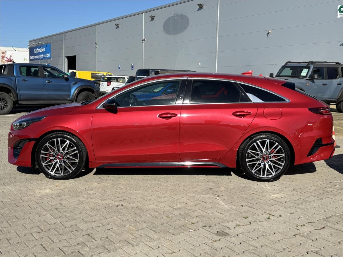 KIA ProCeed