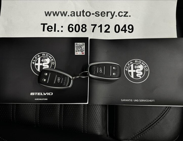 Alfa Romeo Stelvio 51