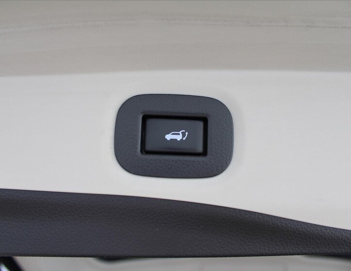 Nissan X-Trail SUV 1,6 l 96 kw