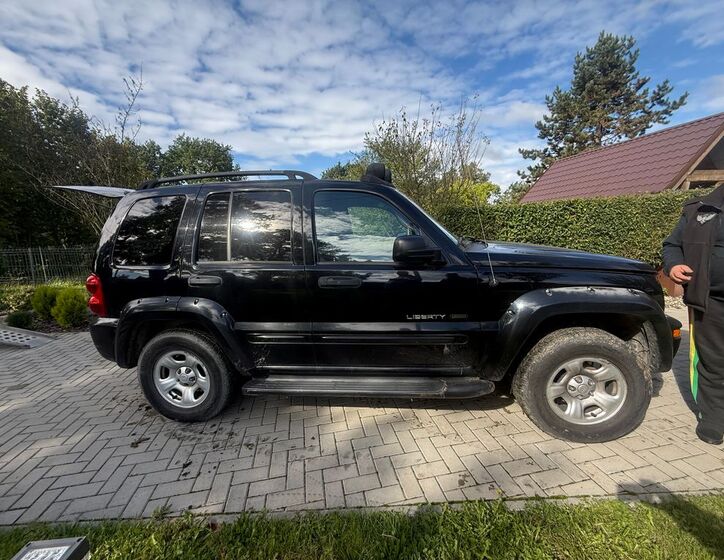 Jeep Liberty 6