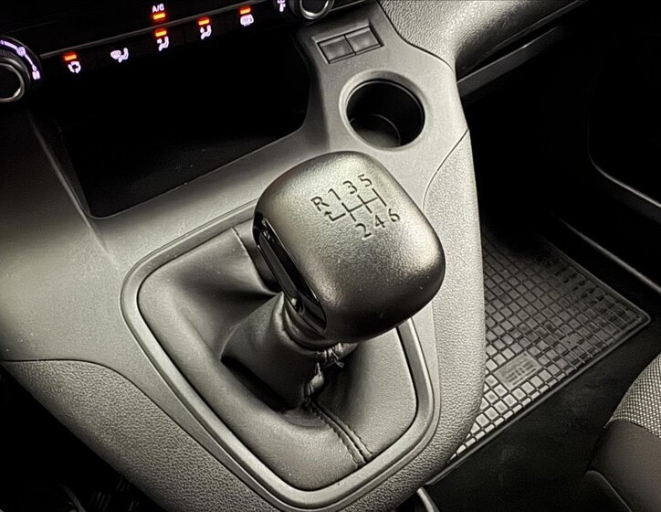 Opel Combo Skříň 1,5 l 75 kw