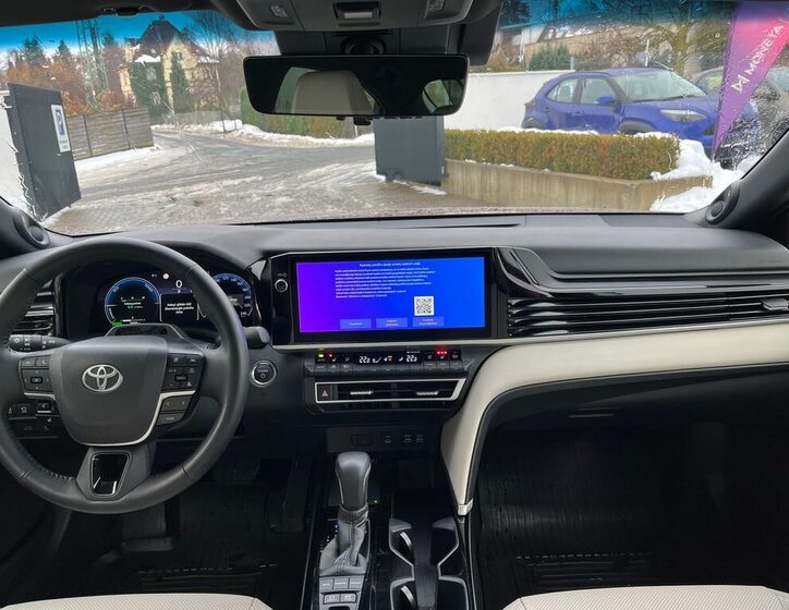 Toyota Camry Sedan 2,5 l 137 kw