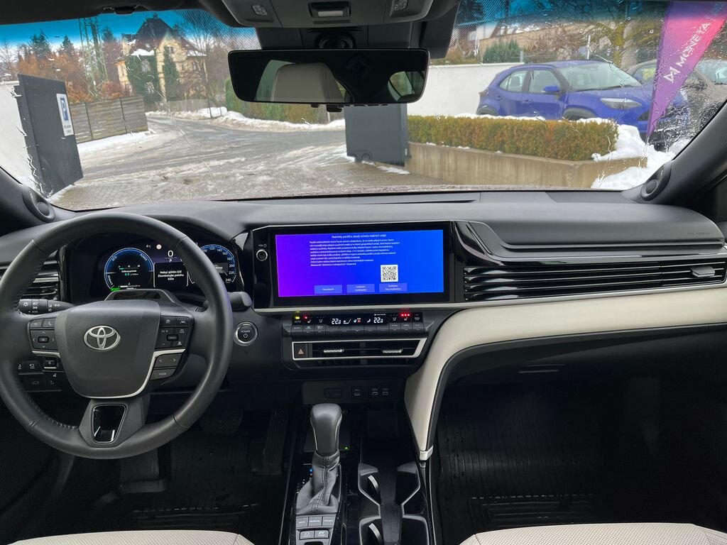 Toyota Camry Sedan 2,5 l 137 kw