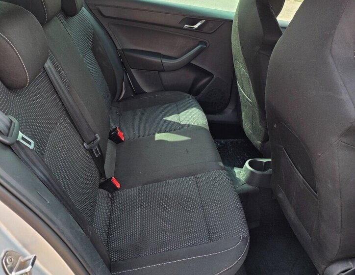 Škoda Rapid Sedan / Limuzína 0,0 77 kw