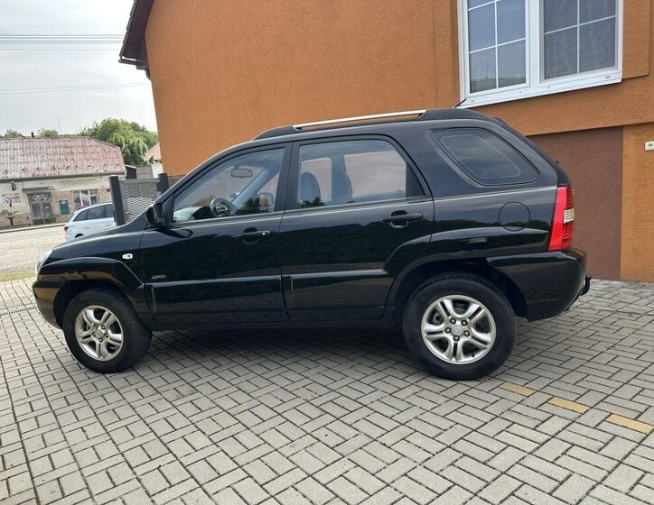 KIA Sportage SUV / Terénní 2,0 l 104 kw