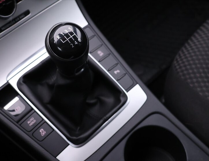 Volkswagen Passat Kombi 2,0 l 103 kw