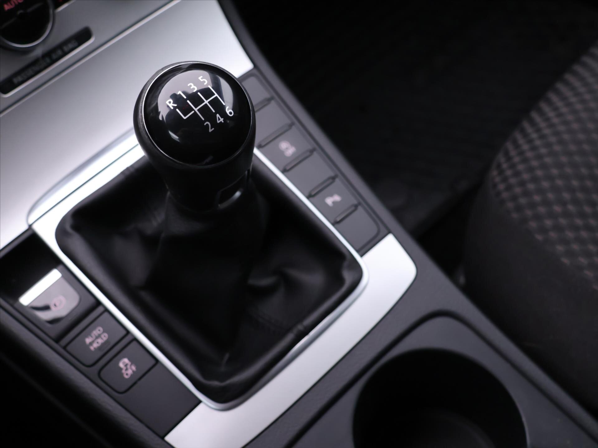 Volkswagen Passat Kombi 2,0 l 103 kw