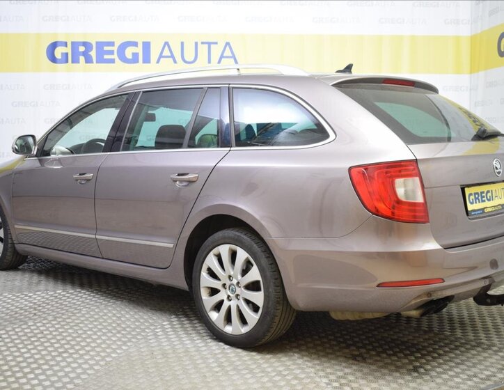Škoda Superb Kombi 2,0 l 125 kw