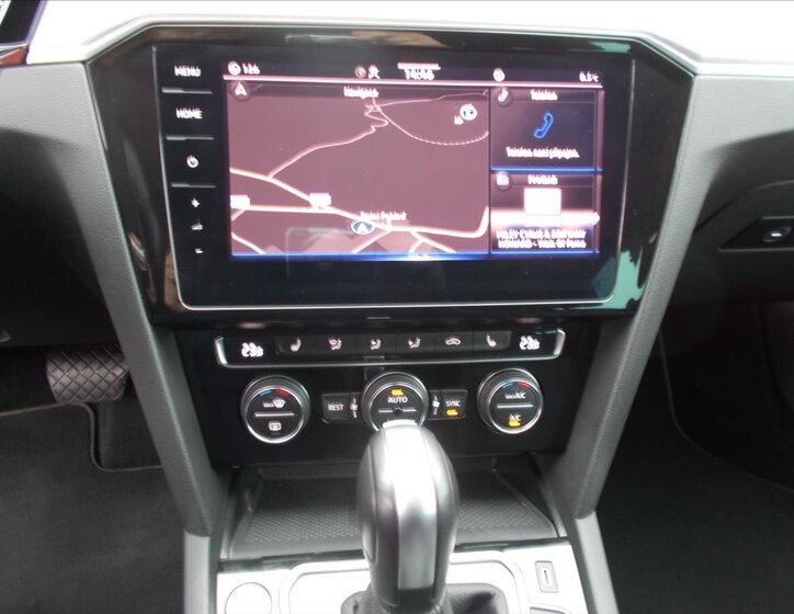 Volkswagen Passat 24