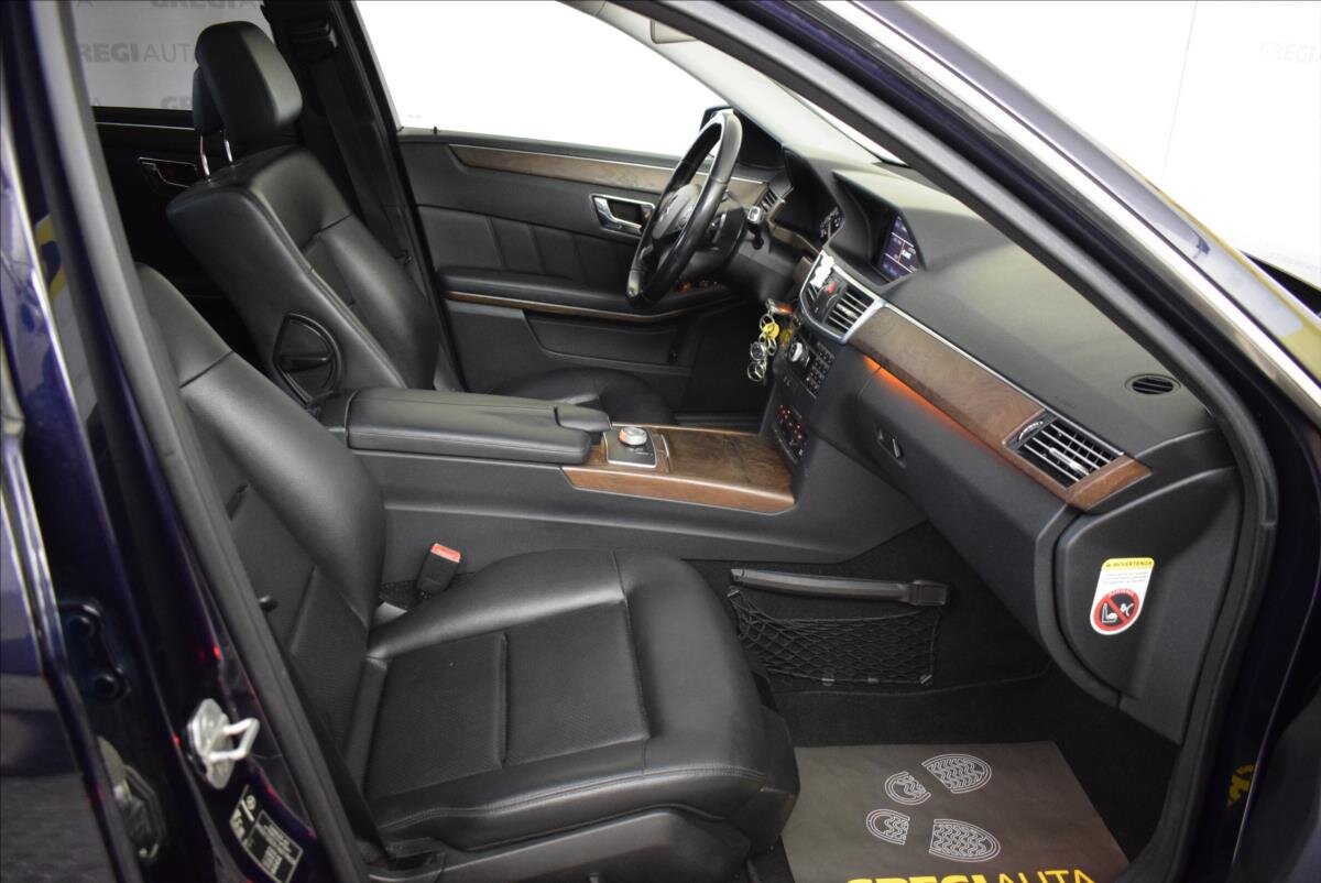 Mercedes-Benz Třídy E Sedan / Limuzína 3,0 l 170 kw