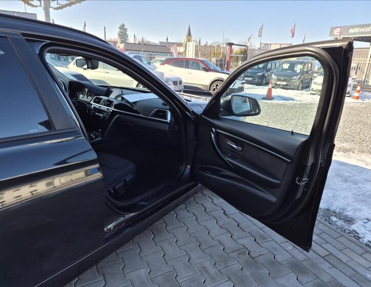 BMW Řada 3 Kombi 2,0 l 140 kw