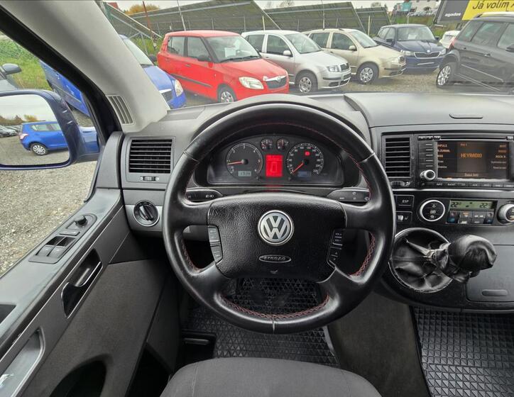 Volkswagen Multivan Kombi 2,5 l 128 kw