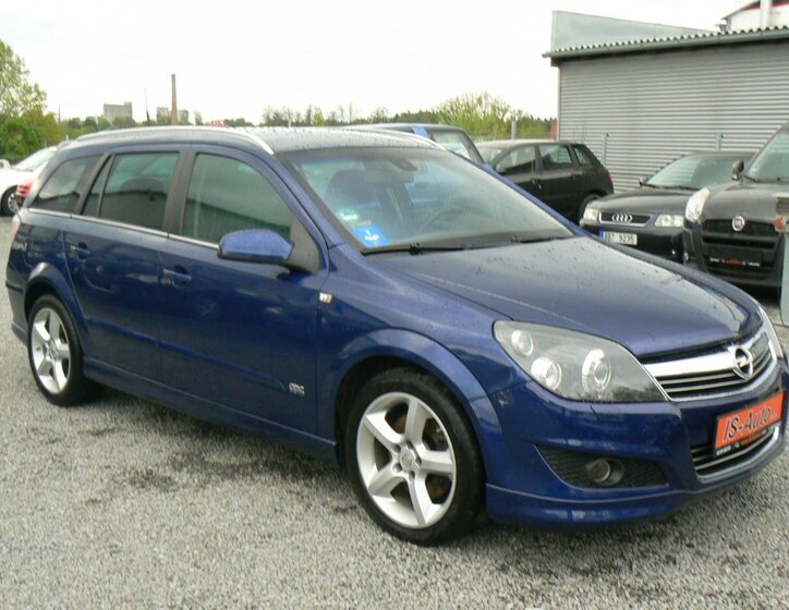 Opel Astra Kombi 2,0 l 147 kw