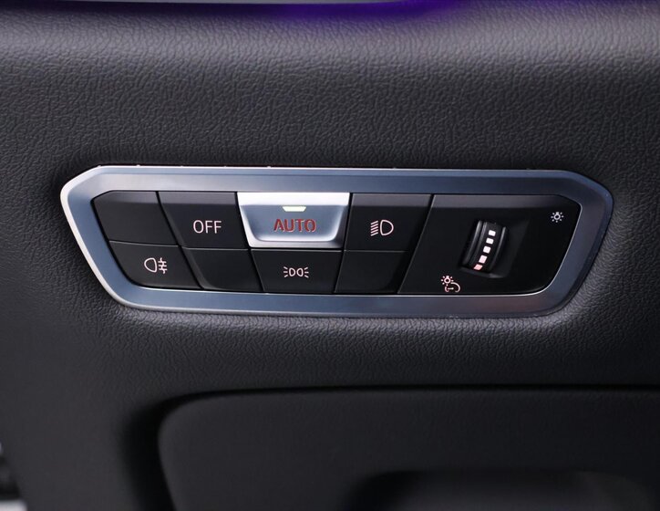 BMW X5 SUV 3,0 l 210 kw