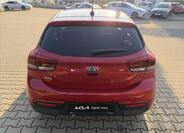 KIA Rio 6