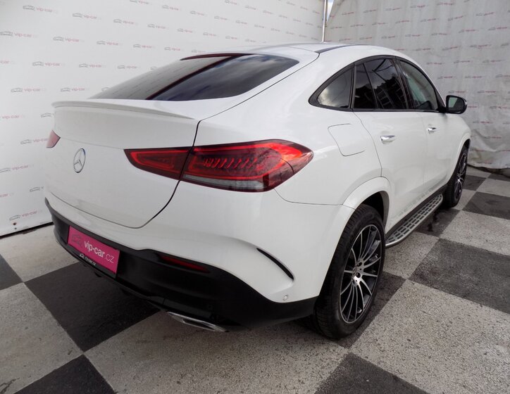 Mercedes-Benz GLE 7