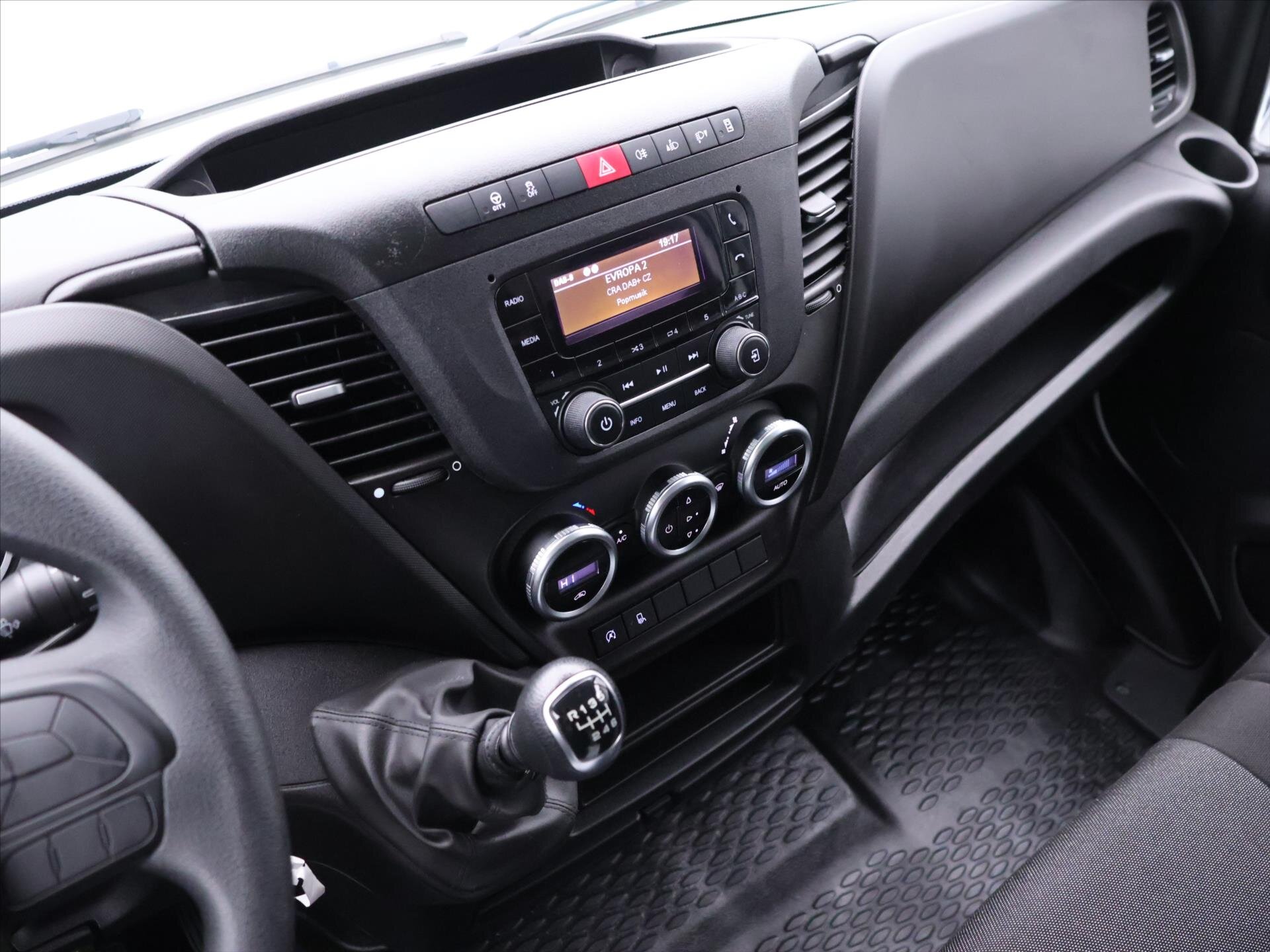 Iveco Daily Skříň 2,3 l 115 kw