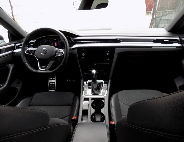 Volkswagen Arteon Kombi 2,0 l 140 kw