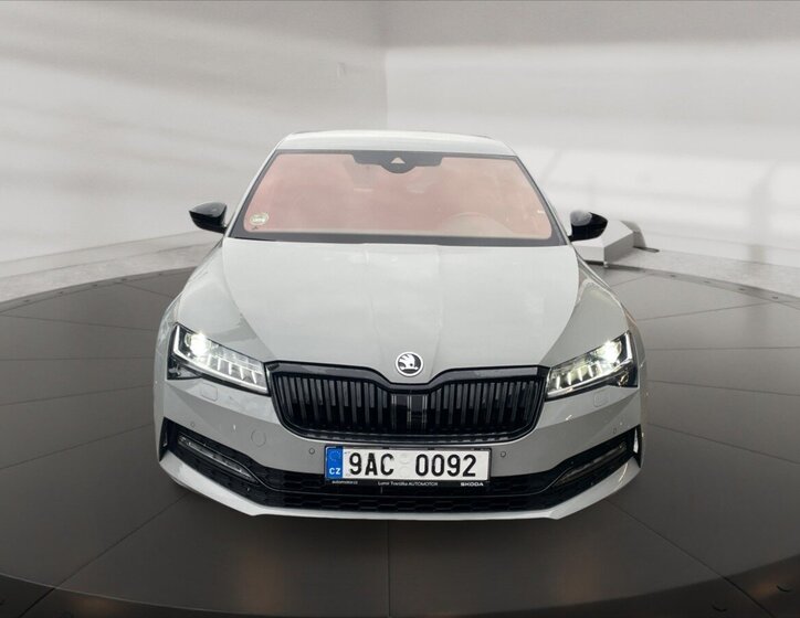 Škoda Superb Liftback 2,0 l 110 kw