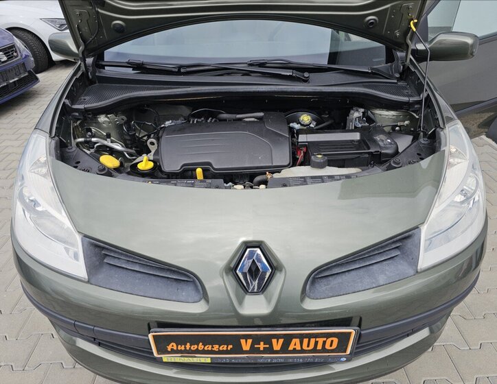 Renault Clio Kombi 1,1 l 55 kw
