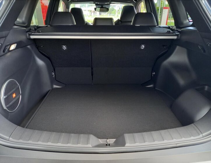 Toyota Corolla Cross SUV 2,0 l 131 kw