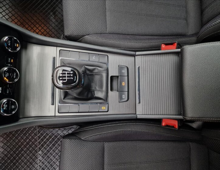 Škoda Superb Sedan 2,0 l 110 kw