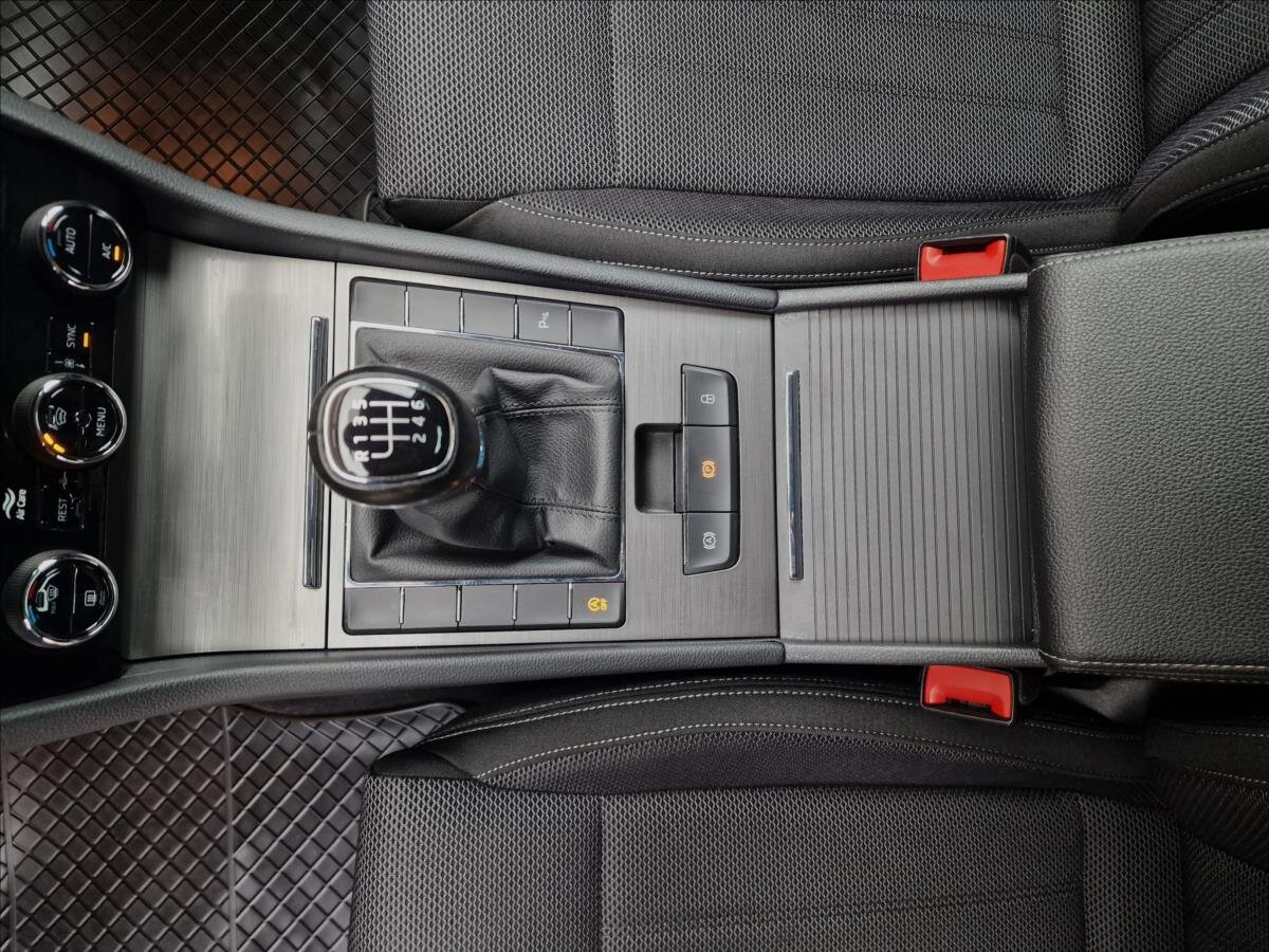 Škoda Superb Sedan 2,0 l 110 kw