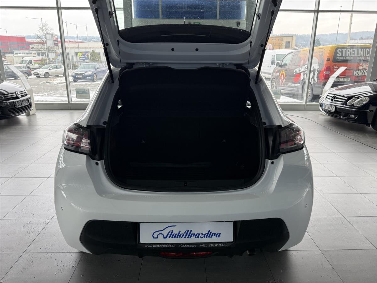 Peugeot 208 Hatchback 1,2 l 74 kw