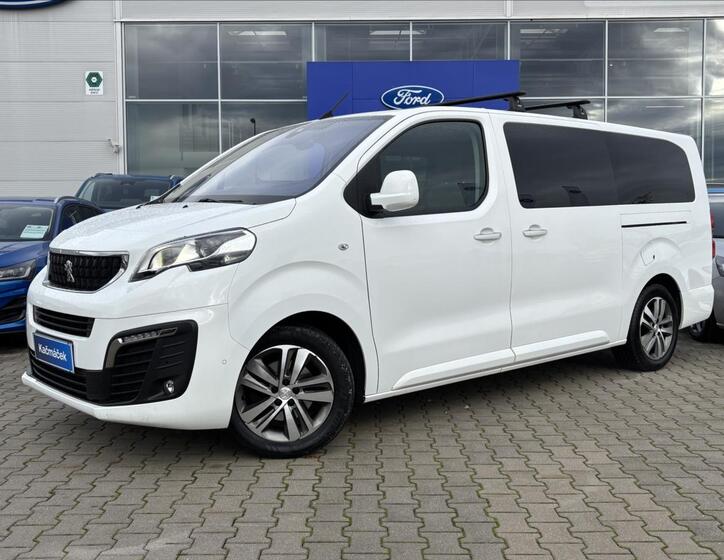 Peugeot Traveller 1