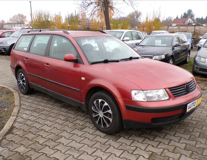 Volkswagen Passat 1