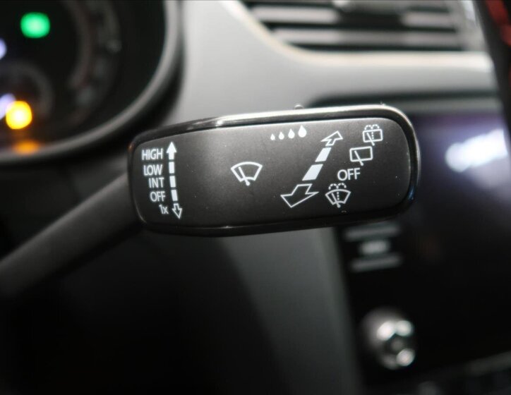 Škoda Octavia Kombi 2,0 l 180 kw