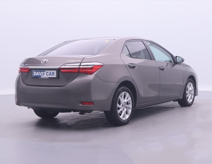 Toyota Corolla Sedan 1,6 l 97 kw