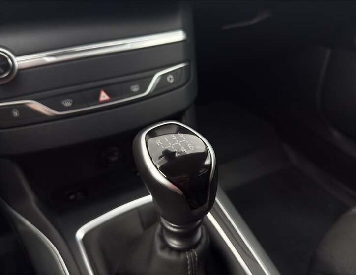 Peugeot 308 Kombi 1,2 l 96 kw