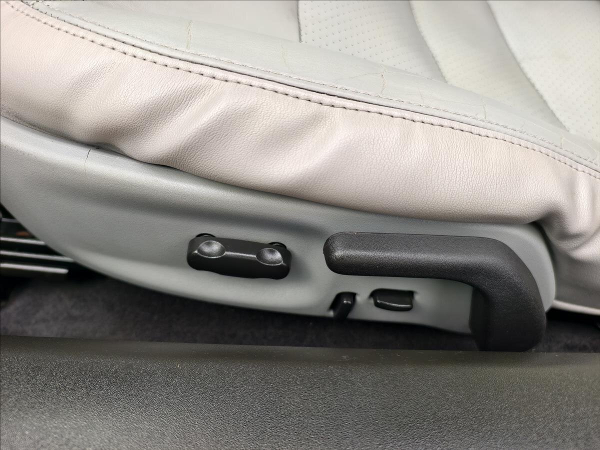 Chevrolet Corvette Kupé 6,0 l 298 kw