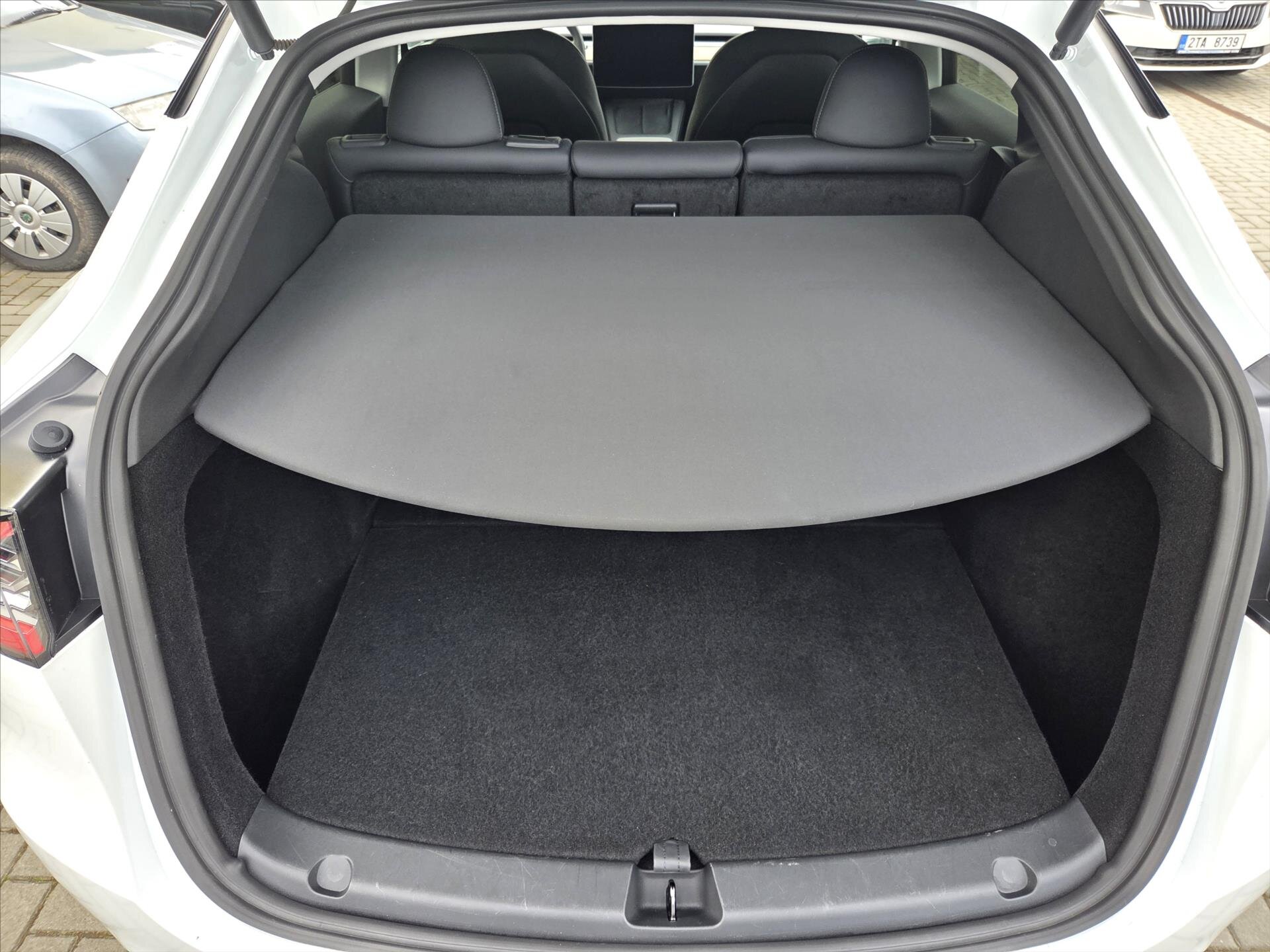 Tesla Model Y SUV / Terénní 0,0 378 kw