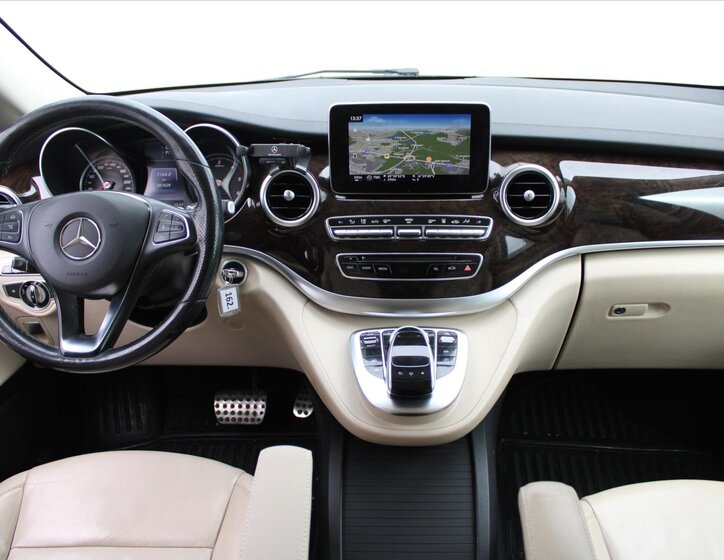 Mercedes-Benz Třídy V MPV 2,1 l 140 kw