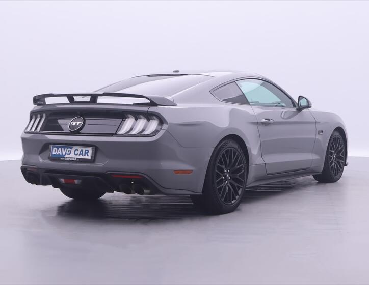 Ford Mustang 7