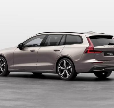 Volvo V60 4