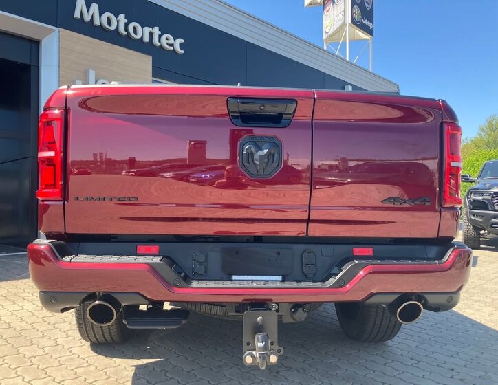 Dodge RAM Pick-up 3,0 l 403 kw