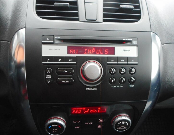 Suzuki SX4 Hatchback 1,6 l 88 kw