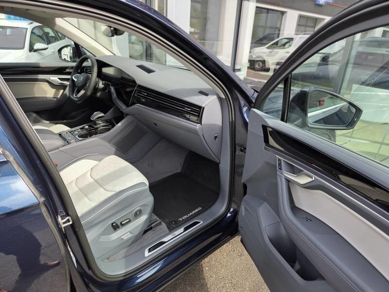 Volkswagen Touareg SUV 3,0 l 210 kw