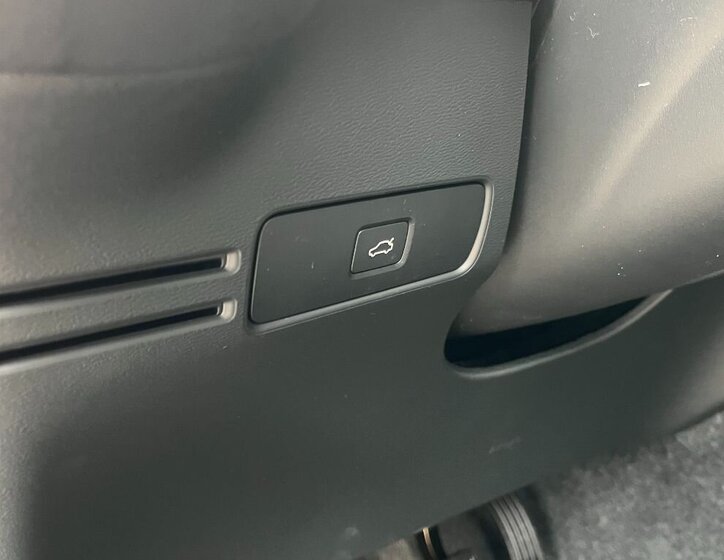 Volvo XC40 SUV 2,0 l 120 kw