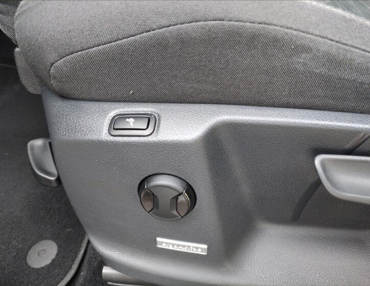 Volkswagen Touran MPV 1,8 l 132 kw