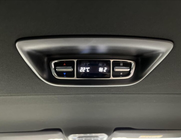 Mercedes-Benz Třídy V MPV 2,0 l 174 kw