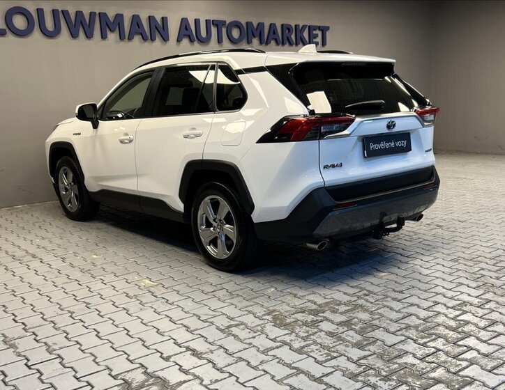 Toyota RAV4 SUV 2,5 l 131 kw